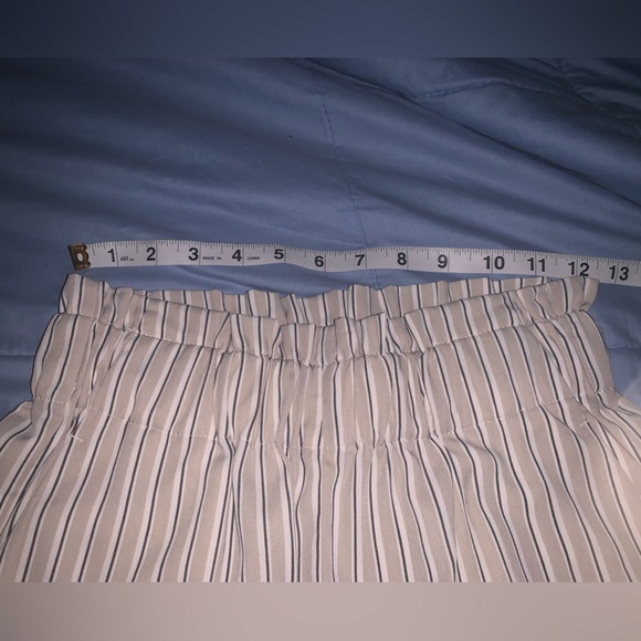 DYNAMITE 2 pairs paper bag waist/wide leg pants - Picture 13 of 16